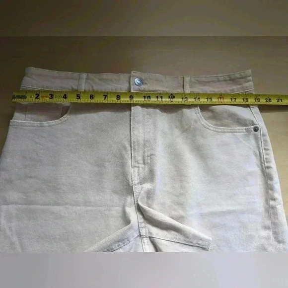 NWT H&M Plus size jeans short color peach size 18  stretch and High Waist - Picture 9 of 11